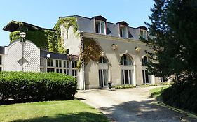 Chateau de Bazeilles Hotel